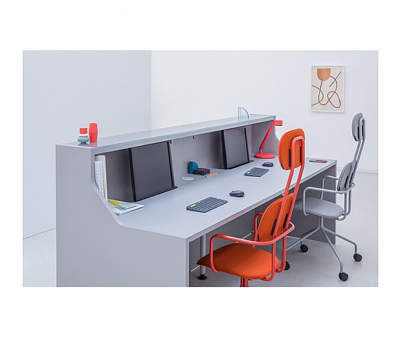 Linea recepcijos baldas
